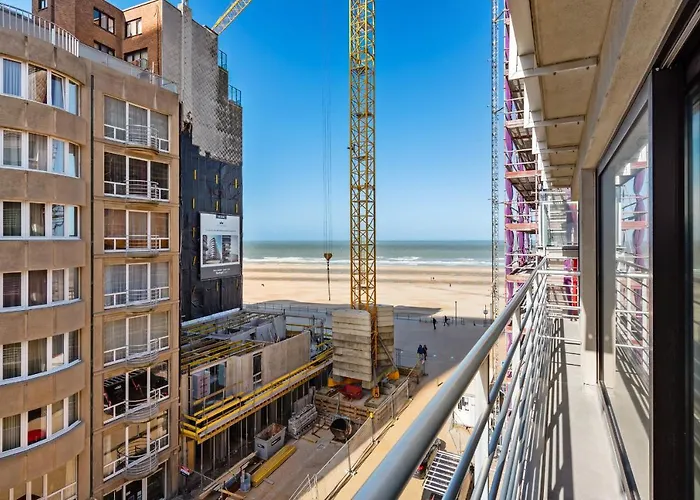 Hyper-Luxeappartement, zeezicht, centrum, airco, optie hotelservices